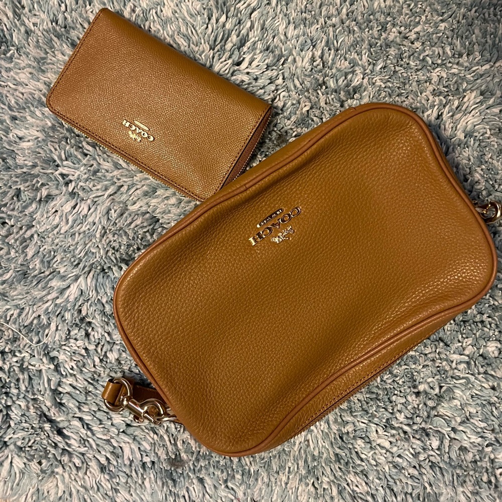 Coach Crossbody + wallet / BRAND NEW
